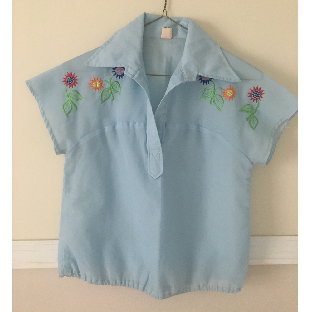 Vintage baby blue mesh top w/ floral stitch detail